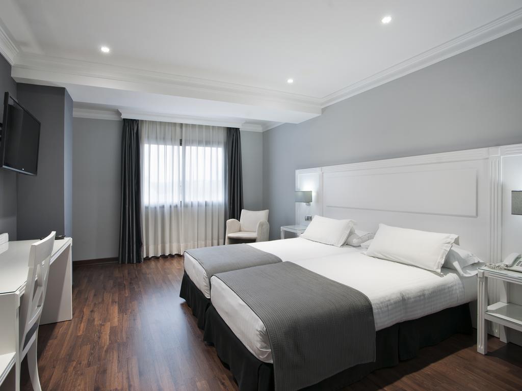 Uve Alcobendas Exterior foto
